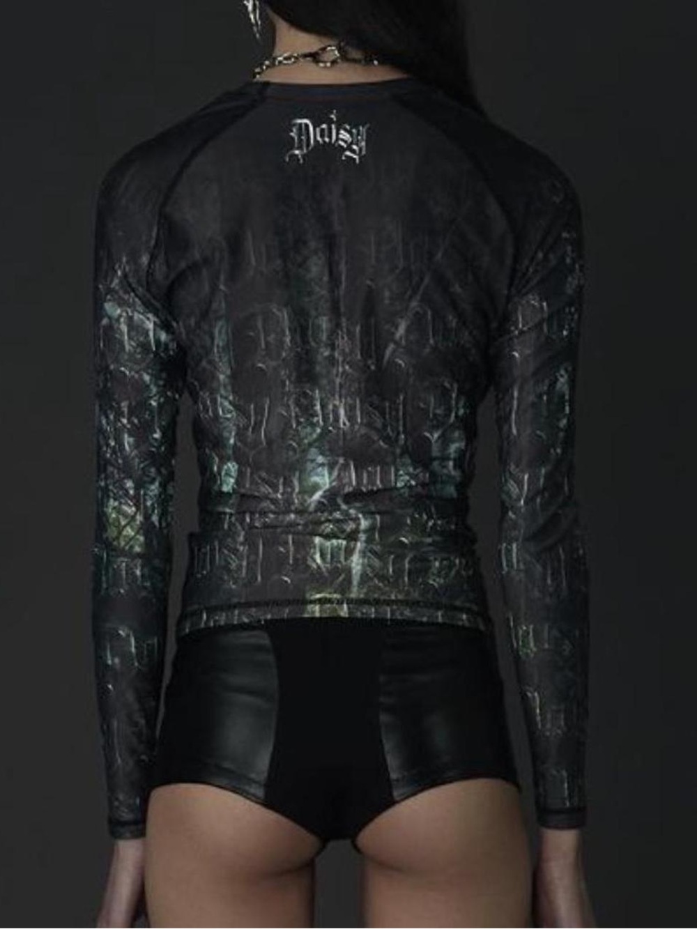 🔥DAISY DAISY TV Bloodstone Longsleeve EXCELLENT CONDITION/LIKE NEW